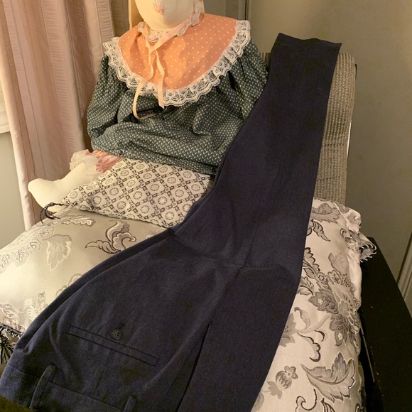 Mens Dockers, skinny fit, 30 x 32 , blue, worn once, 76% cotton 24% poly - Picture 6 of 8